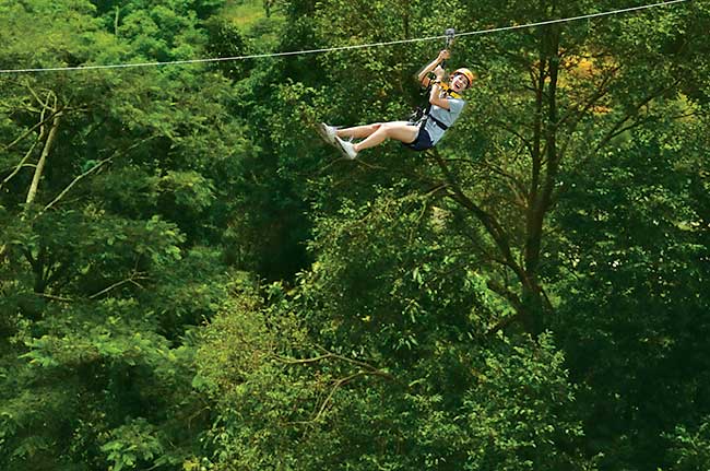 Tyrolienne en Thaïlande