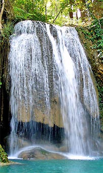 Chutes d'Erawan à Kanchanaburi avec guide francophone