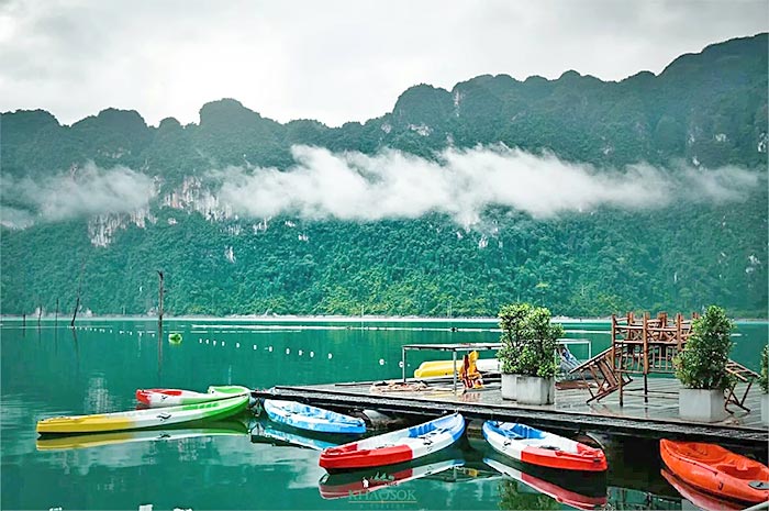 Canoe sur Cheow Lan