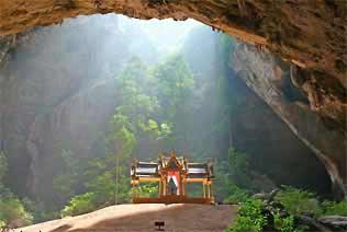 Grotte de Tham Phraya Nakhon 