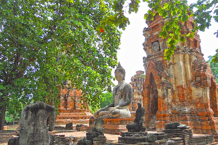 Temple Mahathat Ayutthaya