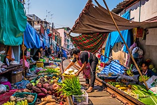 Marché de Maeklong
