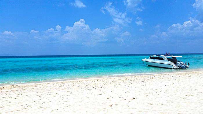 Découverte des plages de Phi Phi avec guide francophone