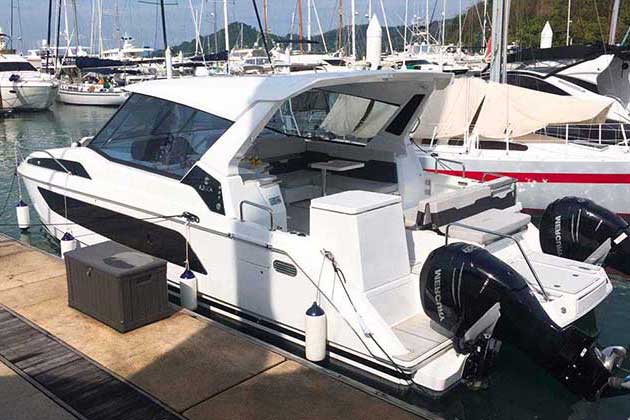 Location d'un bateau rapide à Phuket